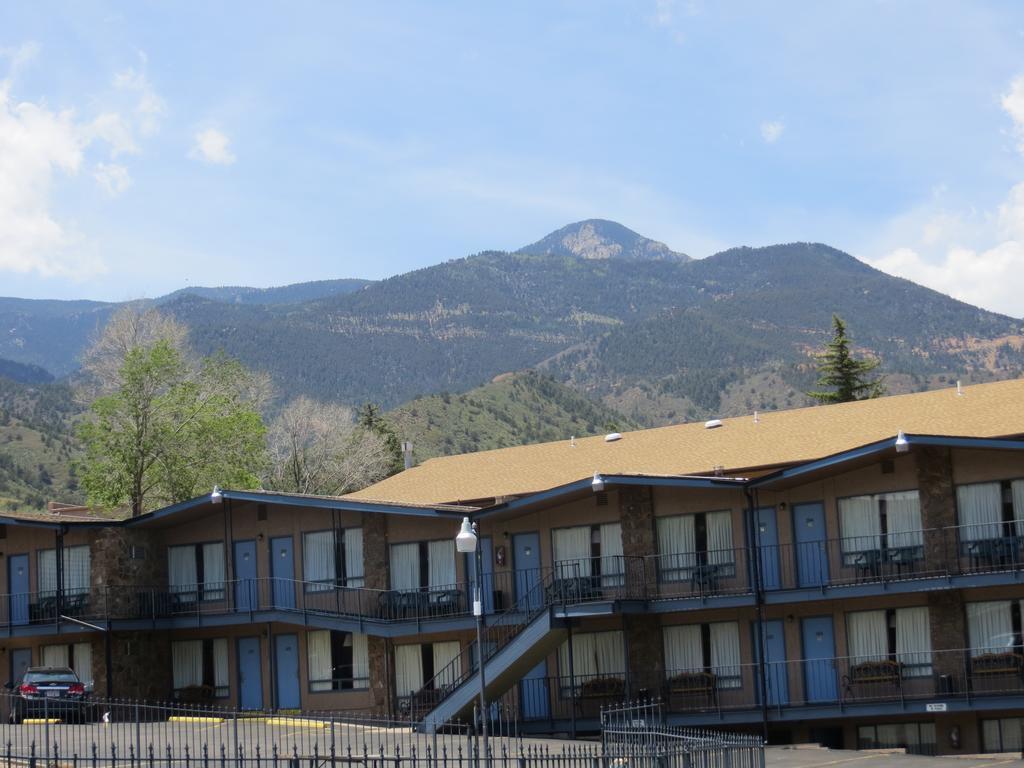 Silver Saddle Motel Manitou Springs Exterior photo