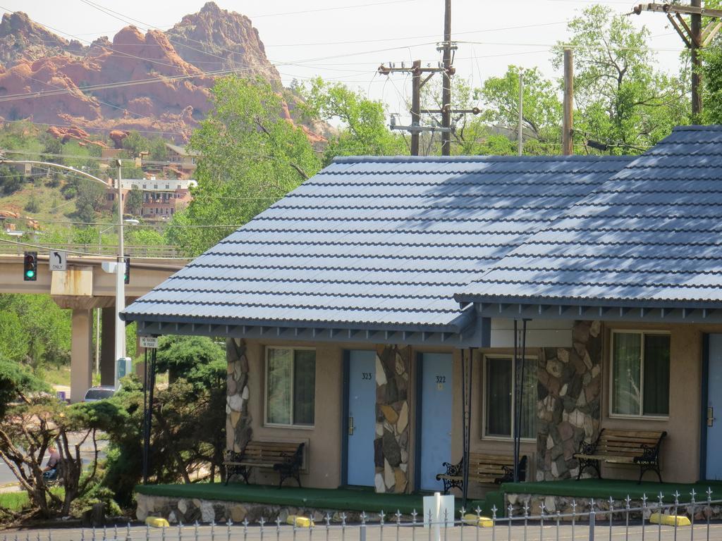 Silver Saddle Motel Manitou Springs Exterior photo
