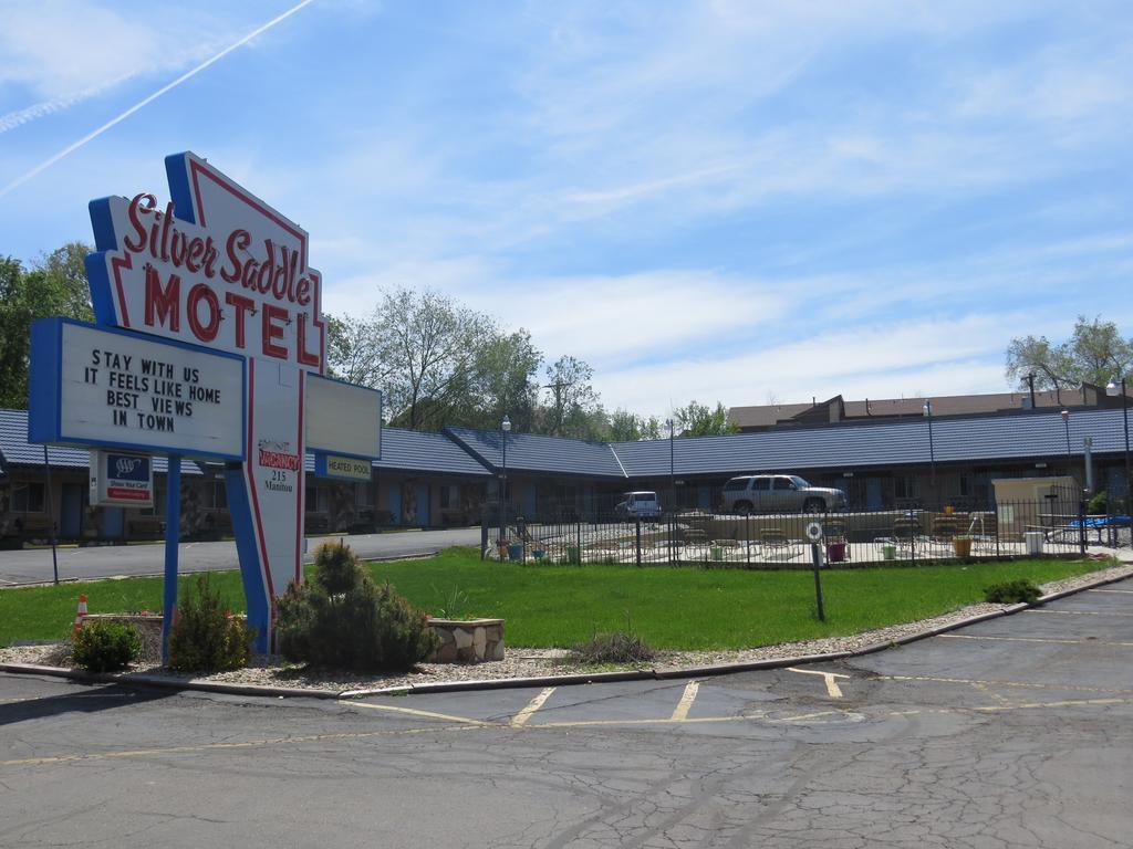 Silver Saddle Motel Manitou Springs Exterior photo